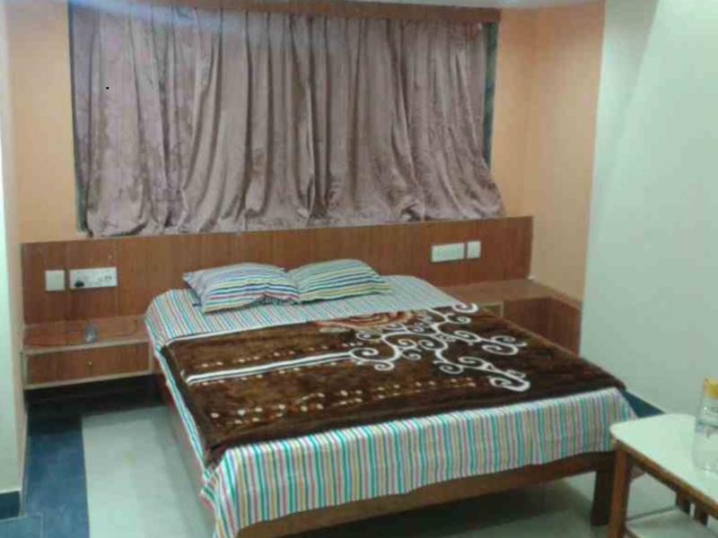 Marina Beach House Hotel Puri Exterior photo