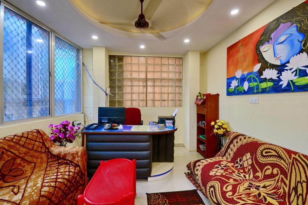 Marina Beach House Hotel Puri Exterior photo