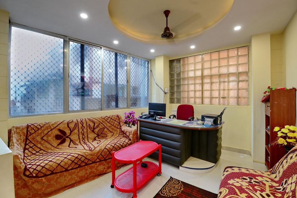 Marina Beach House Hotel Puri Exterior photo